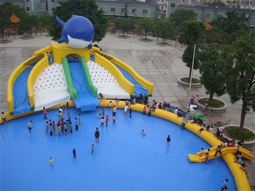 Inflatable Floating Water Parks