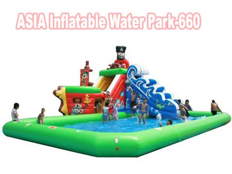 Giant Inflatable Water Parks