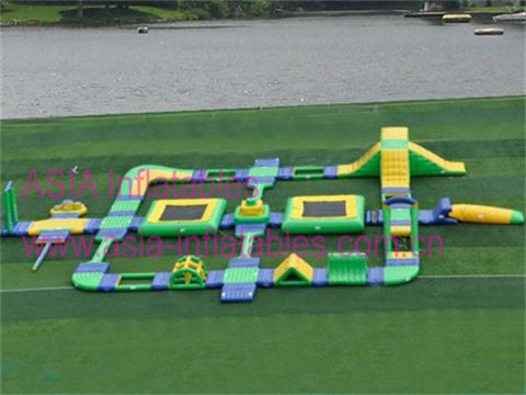 Inflatable Floating Water Parks