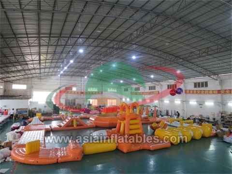 Inflatable Floating Water Parks